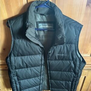 Eddie Bauer Men's Black Puffer Vest